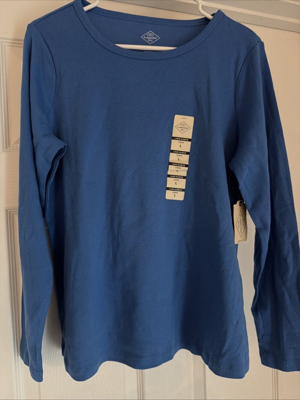 St. John’s Bay T-Shirt Women’s Size Large Essential Tee Royal Blue Cotton
